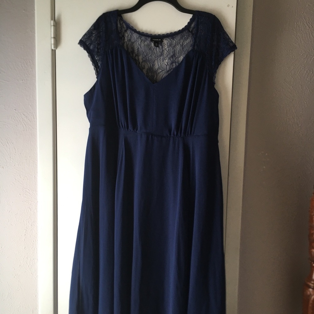 Lace Inset Chiffon Midi Dress